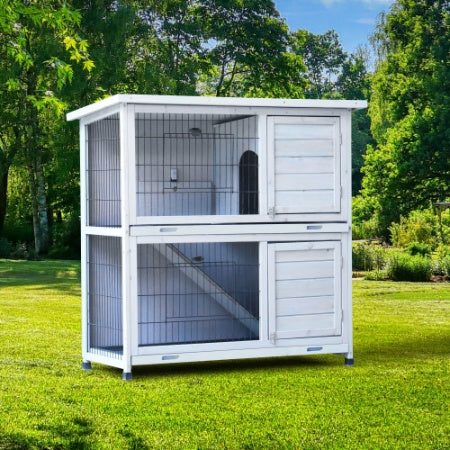 Two story outdoor rabbit hutch cage