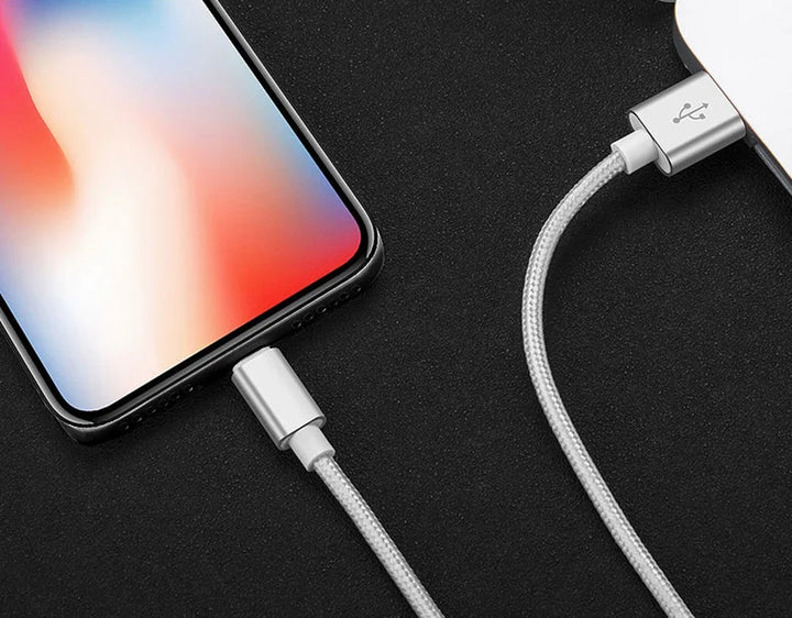 USB-C to Lightning Cable – 3A Quick Charging in silver color 

