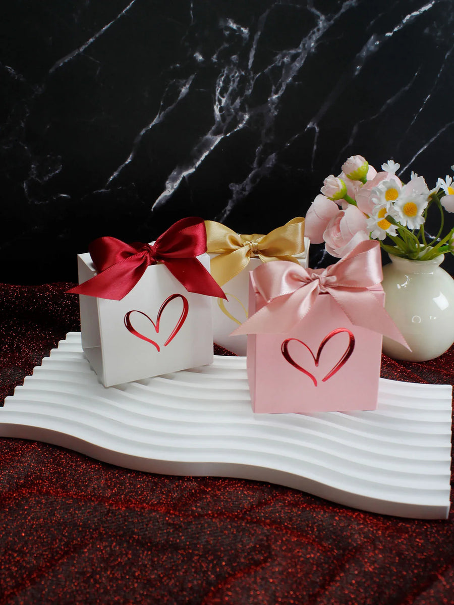 Valentine's Day mini candy box gift set