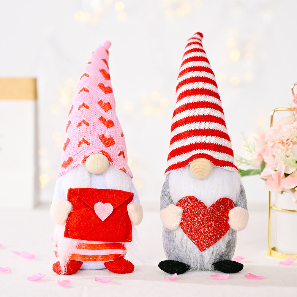 Valentine Faceless Doll
