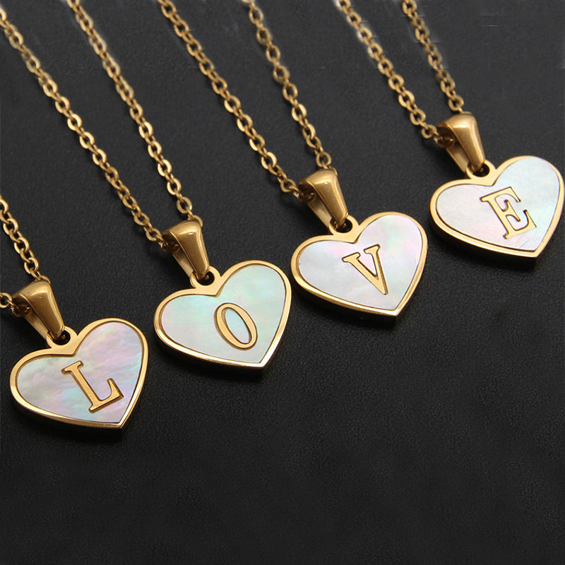 Valentine’s Day heart-shaped necklace gift