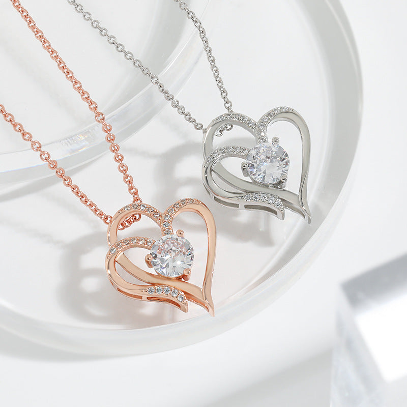 Valentine’s Day heart-shaped necklace women