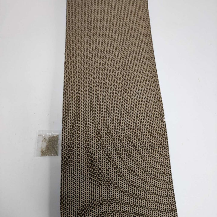 Wavy scratcher post for cats