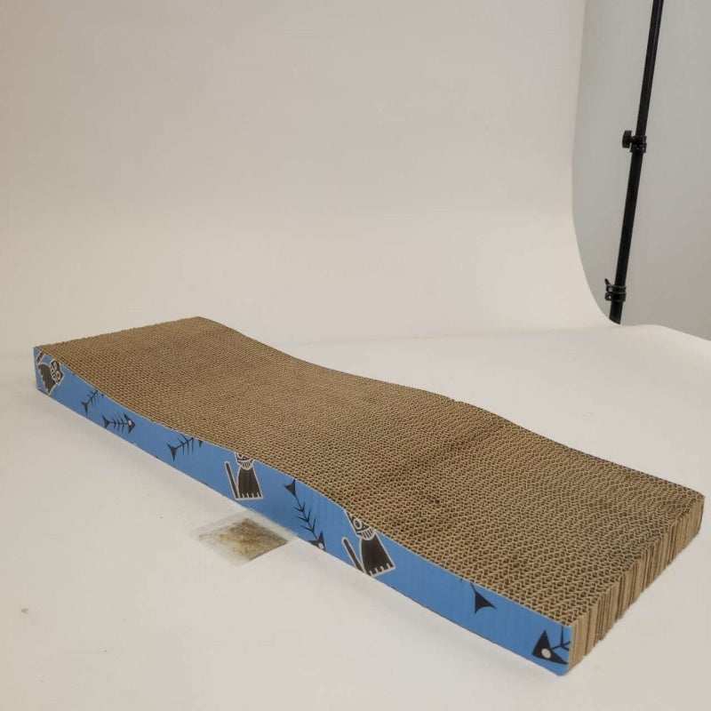 Wavy textured scratching post cats