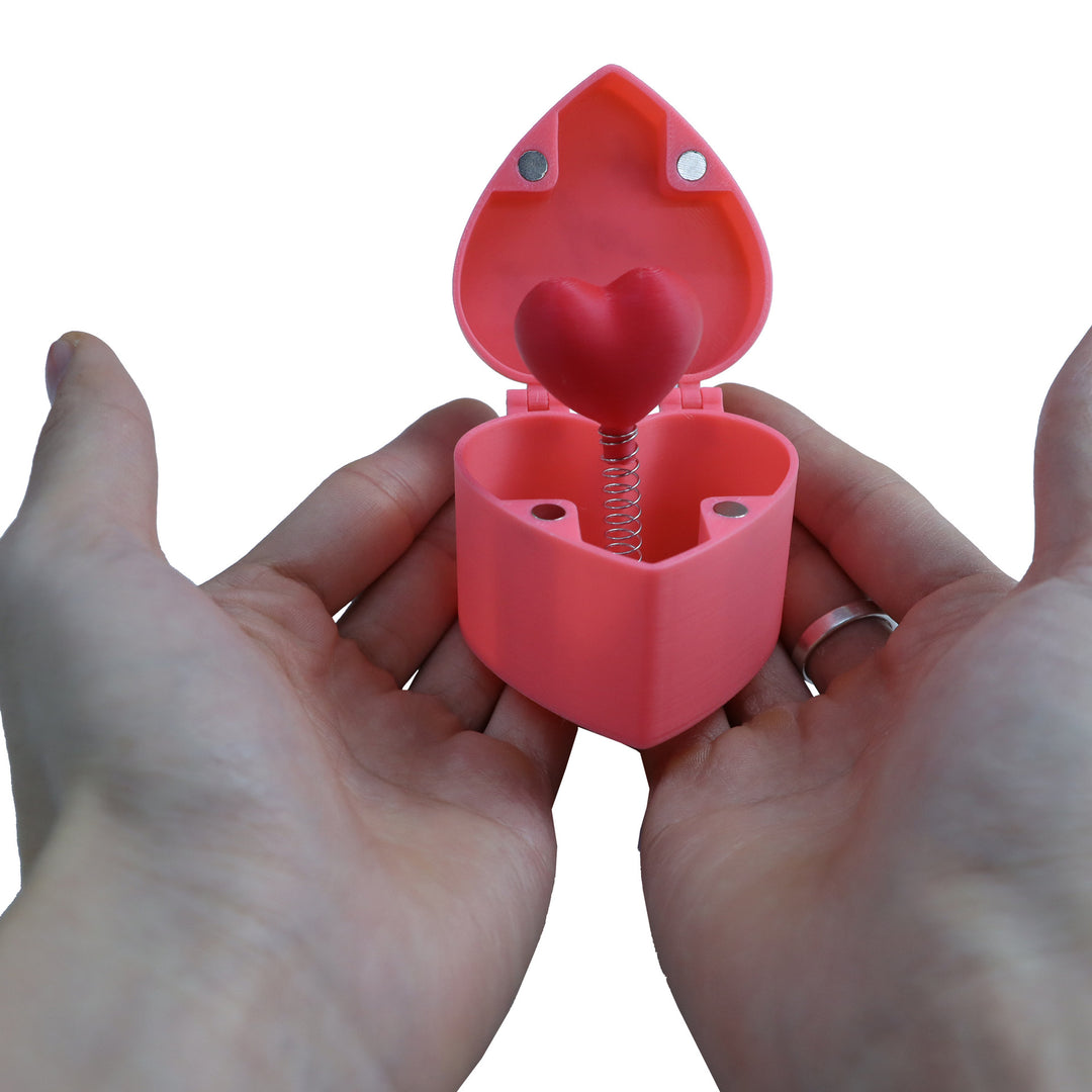 cute Valentine’s Day 3D surprise box 